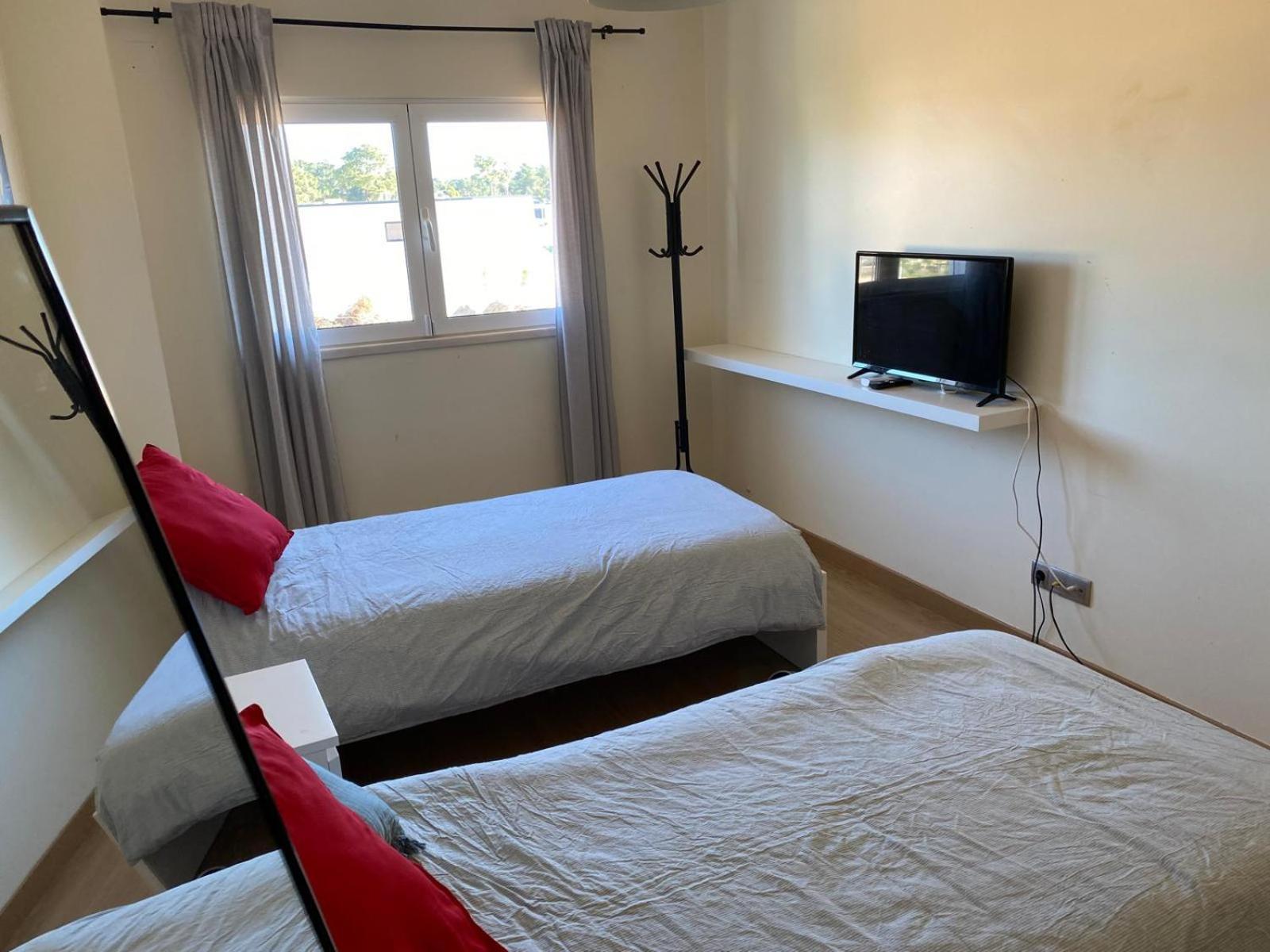 Zion Guest House Алмада Экстерьер фото